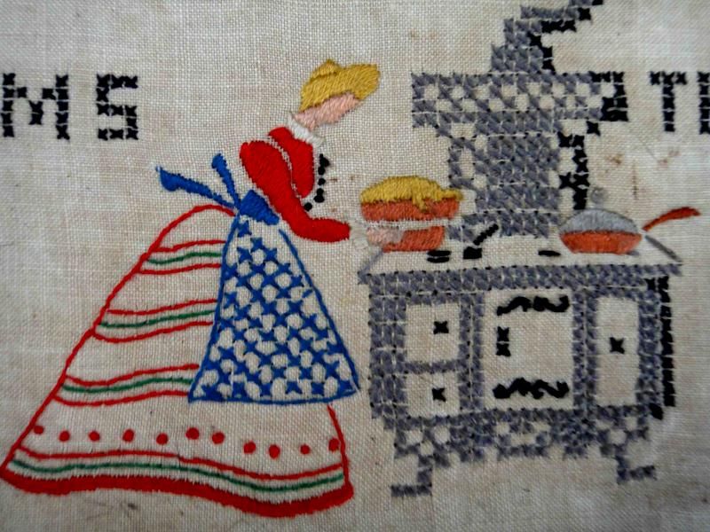 antique NEEDLEPOINT SAMPLER~KITCHEN ROOSTER old  