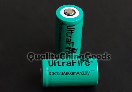 UltraFire Charger + 6pcs CR123A 3V Rechargeable Battery  