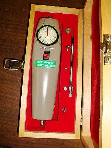 CHATILLON MODEL# DPP 5 FORCE GAUGE 5x. 05 lbs.WOOD CASE  