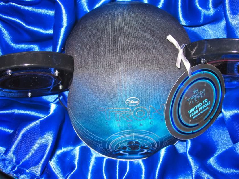 Disney Tron Legacy Mickey Ear Hat & Box LE 1000 New Pictures of 