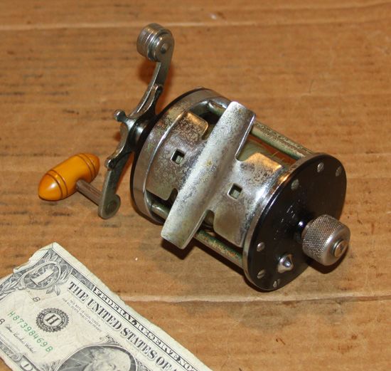   Penn Fish,Fishing Reel,Box,200 Surfmaster, Catalog 21,Old,Conventional