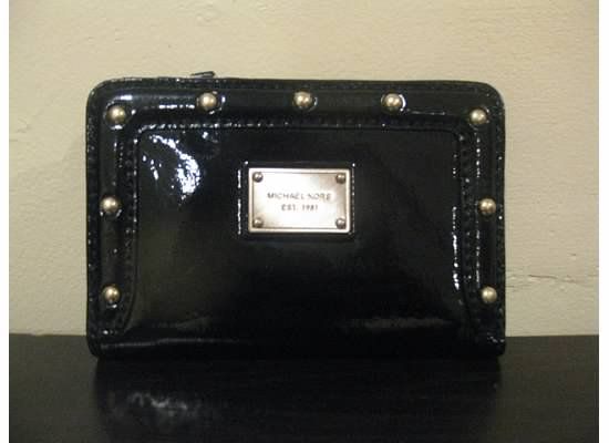 NEW Michael Kors Black Patent Big Valley Bifold Wallet  