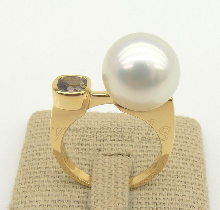 GORGEOUS 18K YG& 12.3MM SOUTH SEA PEARL RING  