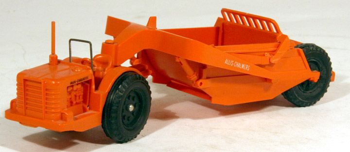 BL Lionel #6817 Allis Chalmers TS 260 Scraper 1/60  