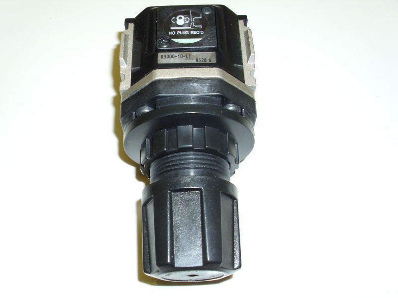 NEW CKD AIR REGULATOR R3000 10 LT 3/8 NPT  