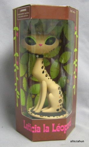 NIB Sababa Toys French Kitty Leticia Leopard 6 Figure  