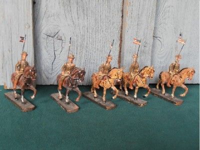 ELASTOLIN,5 Mounted Doughboys Soldiers with Flags, PreWar  