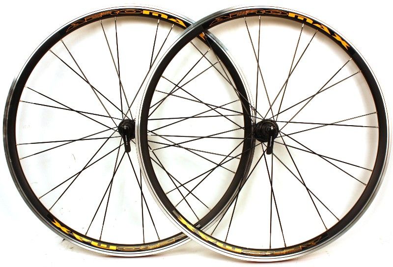 New Wheelset Road Bike Black 700c Aero Clincher Wheels fits Shimano 