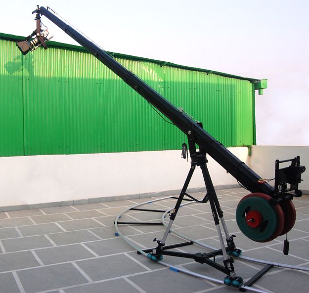 16ft Jib Arm Crane bowl stand pan tilt had floor & Track dolly for 