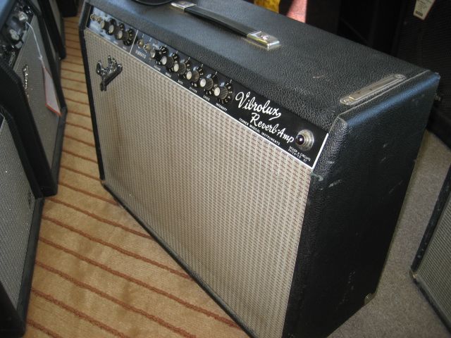 Vintage Fender Vibrolux Reverb Guitar Amp Silver to Black Face 