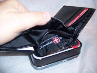 Swiss Army Jackknife Trifold Leather Wallet,Blk  