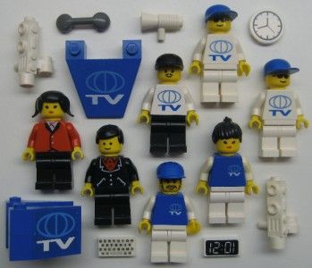 LEGO TV NEWS MINIFIGS LOT cameraman movie director city town 