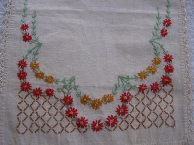 Vintage Antique Floral Embroidery Embroidered Dresser Scarf with Lace 