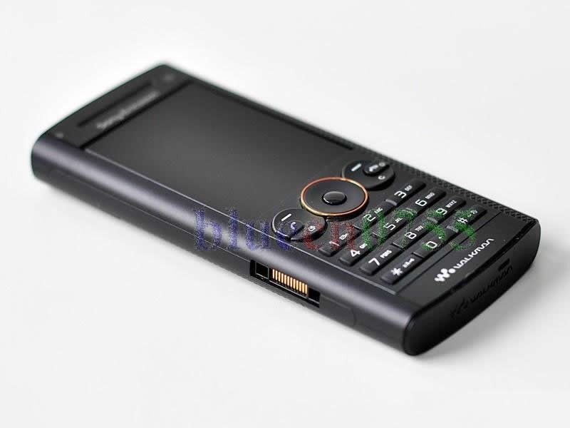 NEW Sony Ericsson W902 3G 5MP UNLOCKED CELL PHONE  