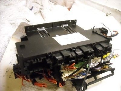 RELAY FUSE PANEL BOX BCM OEM MAZDA MPV VAN 1990 REAR  