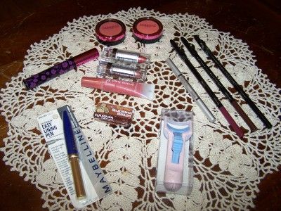   13 PIECE COSMETIC SET   BLUSH   EYES   LIPS & MORE   LOOK  