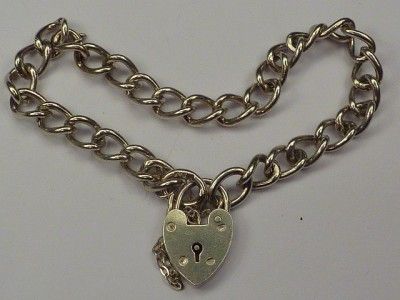 VINTAGE STERLING SILVER CHUNKY CHARM BRACELET  