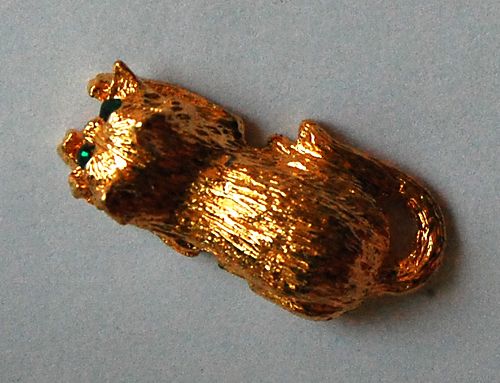 GOLD METAL CAST CAT KITTY JEWELRY FINDING EMERALD EYES  