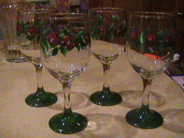 Libbey Glass 4 Goblets Hand Painted Roses & Green  