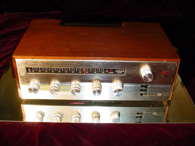 Rare Vintage AR Acoustic Research Stereo Receiver Model R with Walnut 