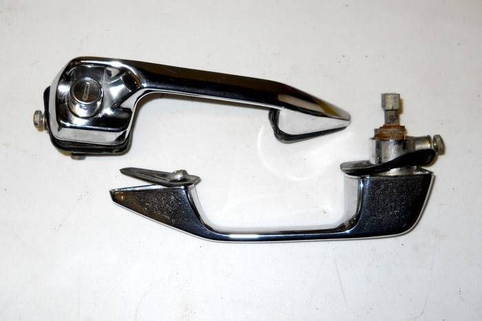 Mercedes W114 W115 250C door handles ignition & trunk  