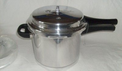 Manttra 4 Quarts Aluminum Pressure Cooker NIB  