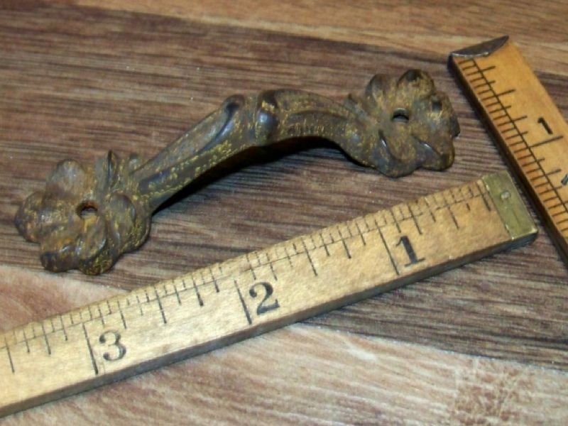 Drawer Pull Door Handle Original leaf flower pattern old antique cast 